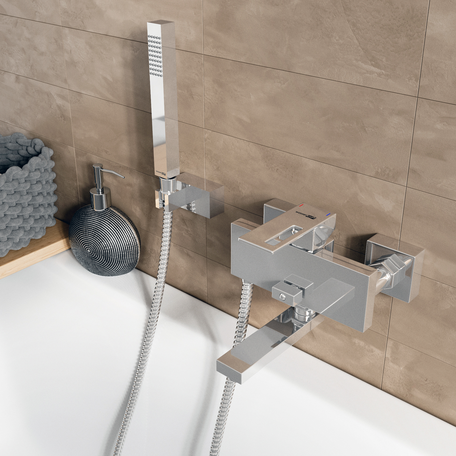 Альме (Alme) 1501 Смеситель для ванны с коротким изливом